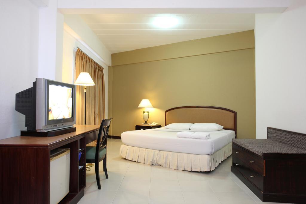 Tinidee Hotel Ranong Exterior foto